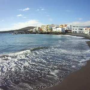 agradable-apartamento-en-pueblo-costero.in-canary-islands.com/